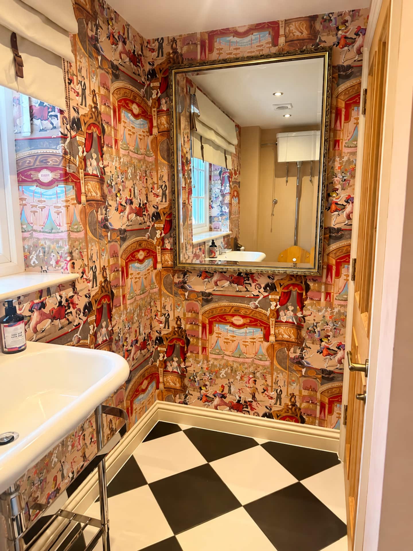 Further view of the shower room